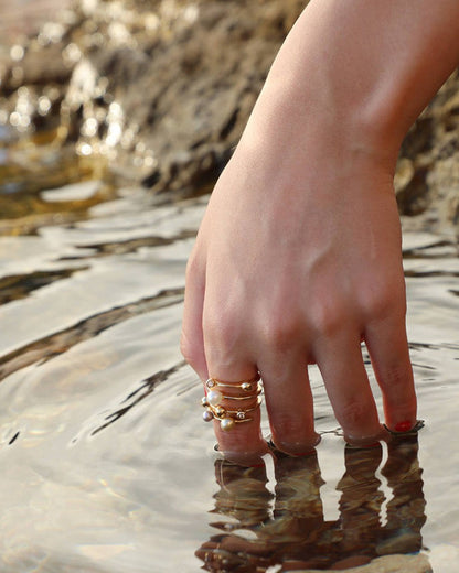 Golden Pearl Ring Planet