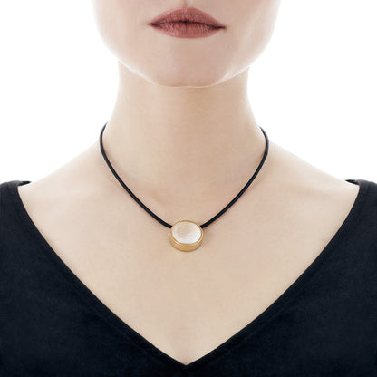 Leather and Pearl Choker Coppelia