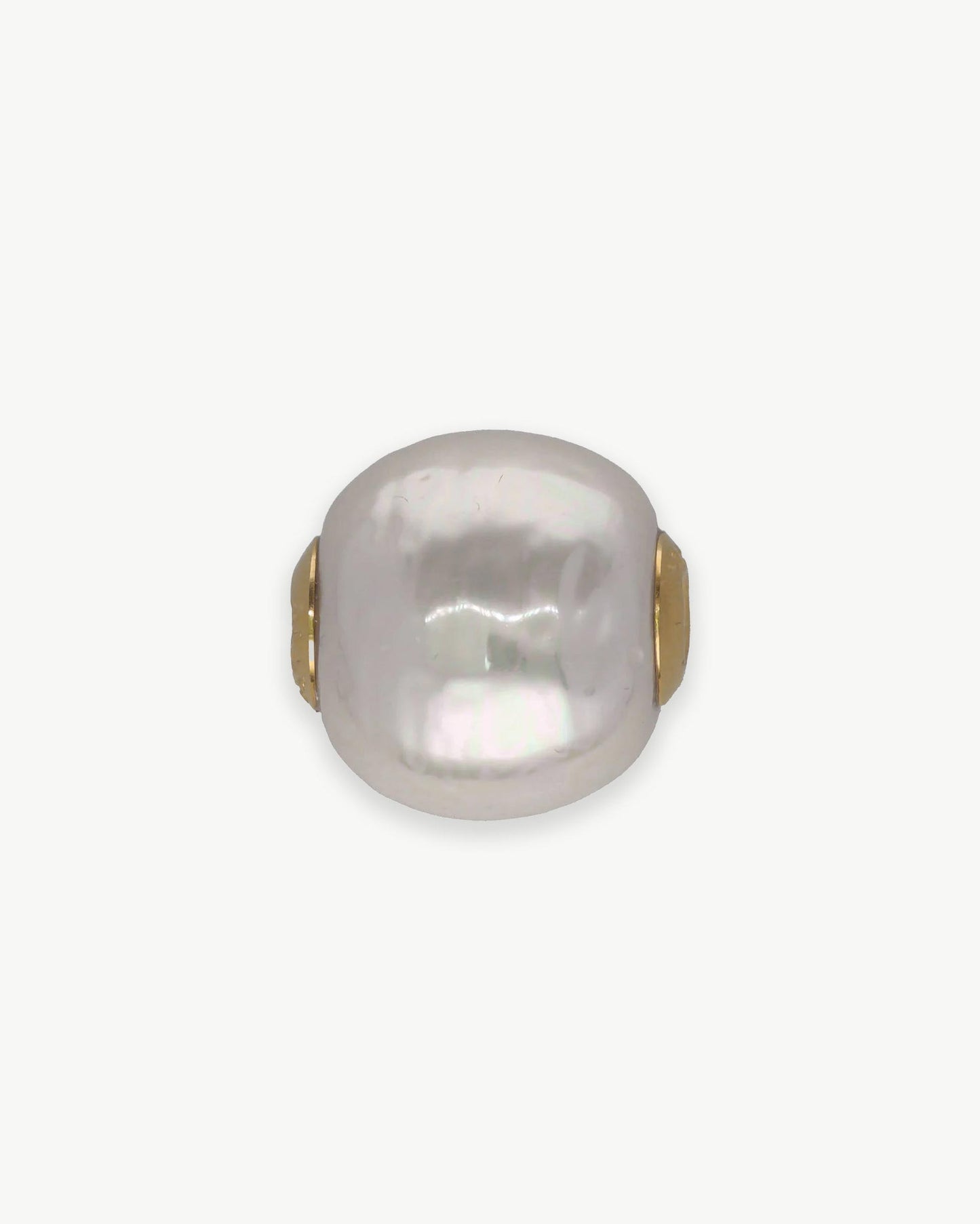 Pearl Charm 18mm Golden Zindis