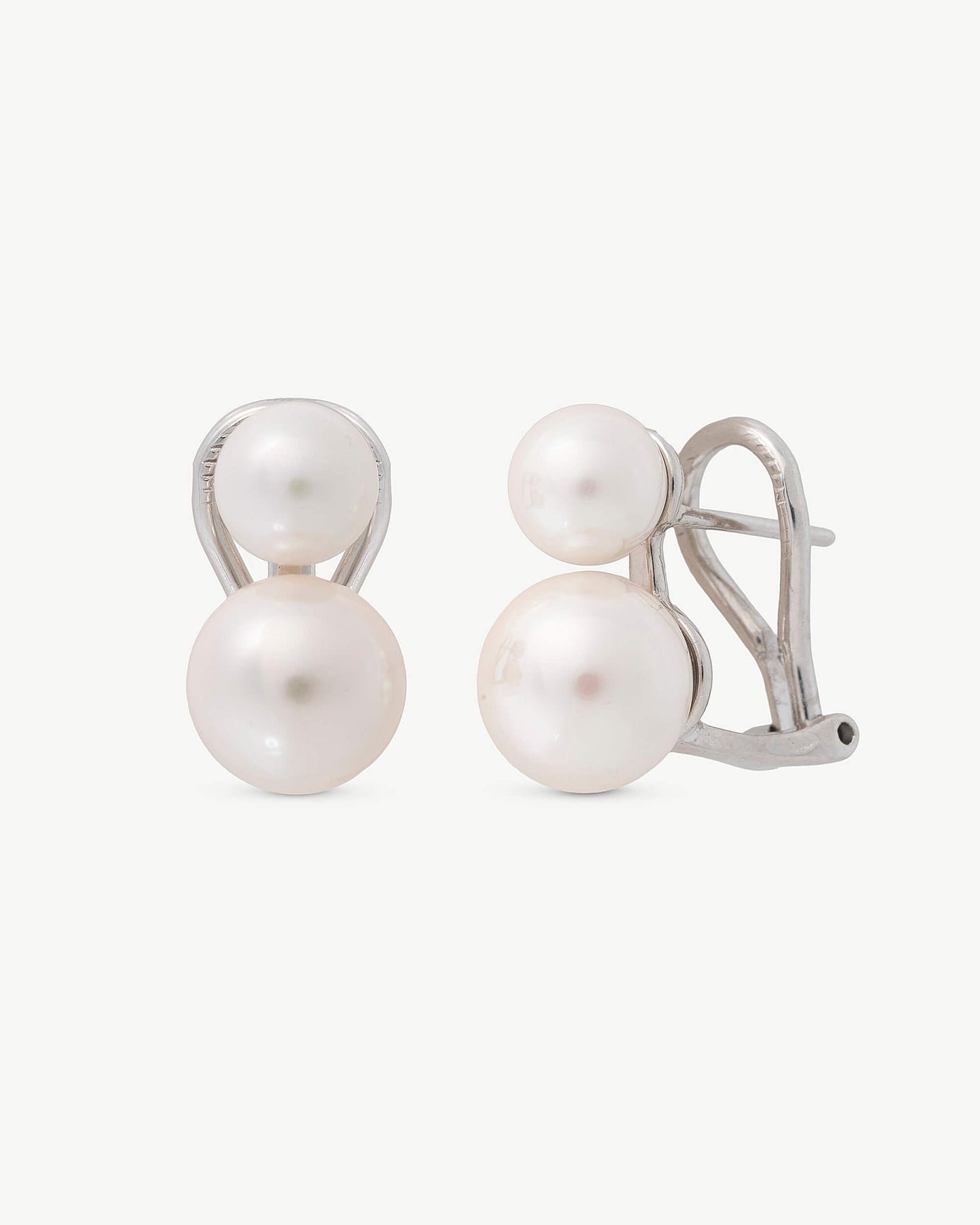 White Pearl Earrings Jour