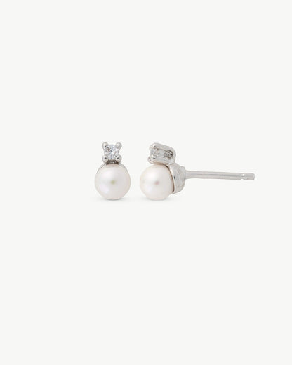 Pearl Earrings Cies